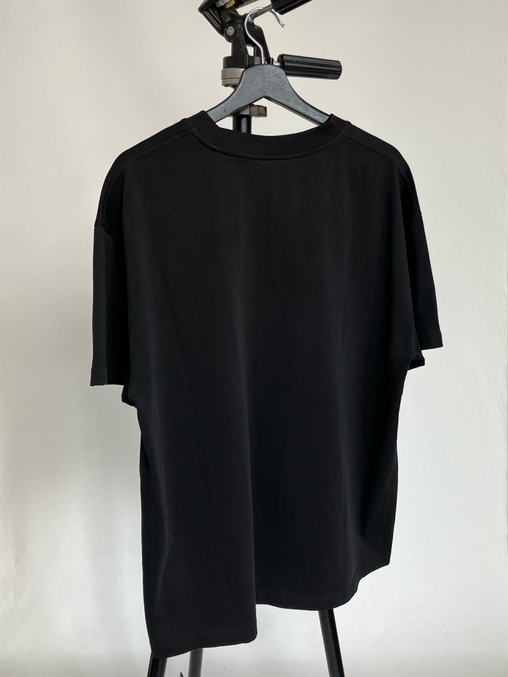bread shirt