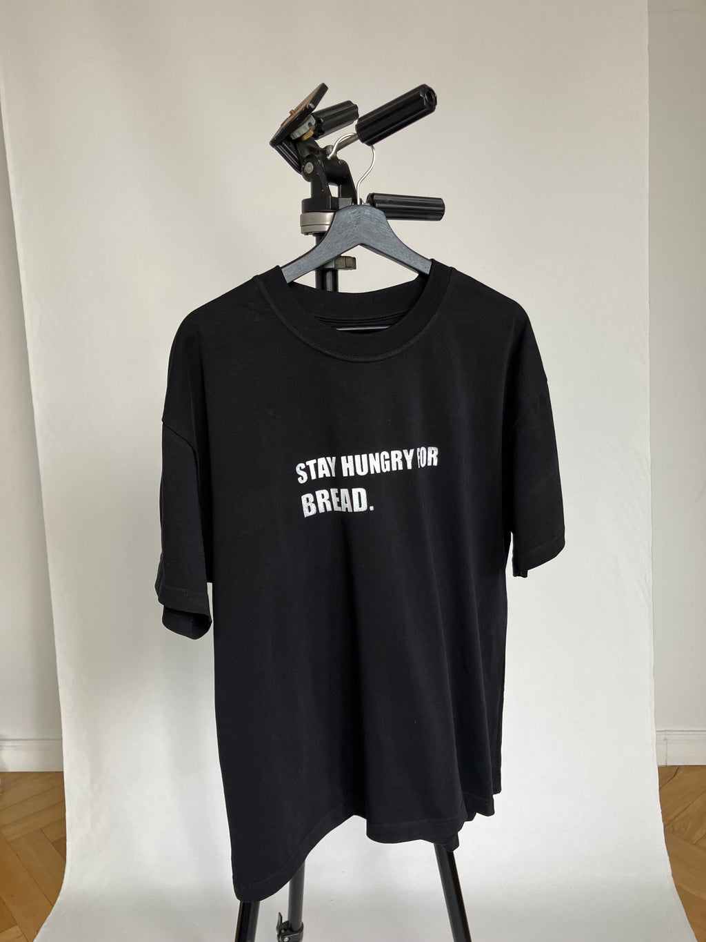 bread shirt